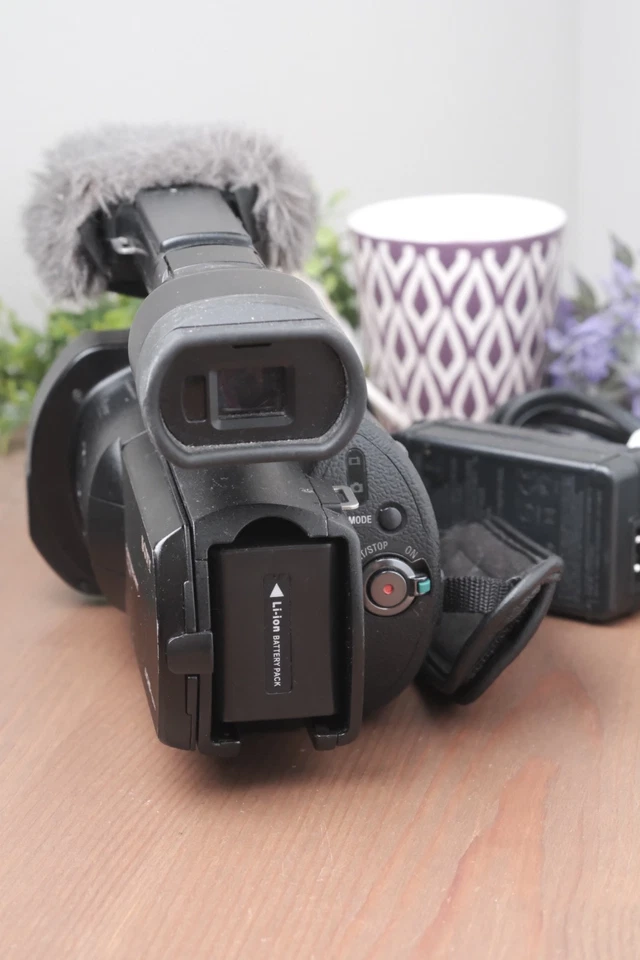 Sony NEX-VG900 Interchangeable Lens Handycam Full-Frame Camcorder - Image 4 of 4