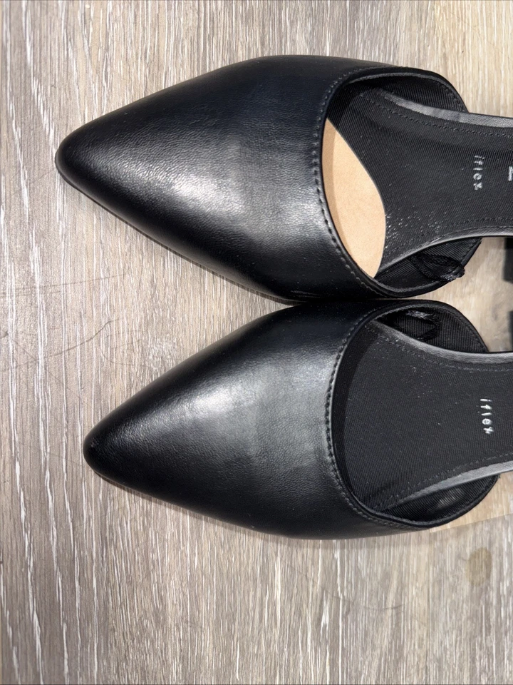 Anne Klein  Ankle Strap Closed Toe Leather Solid Black Size 8.5M Block Heel - Image 3 of 4