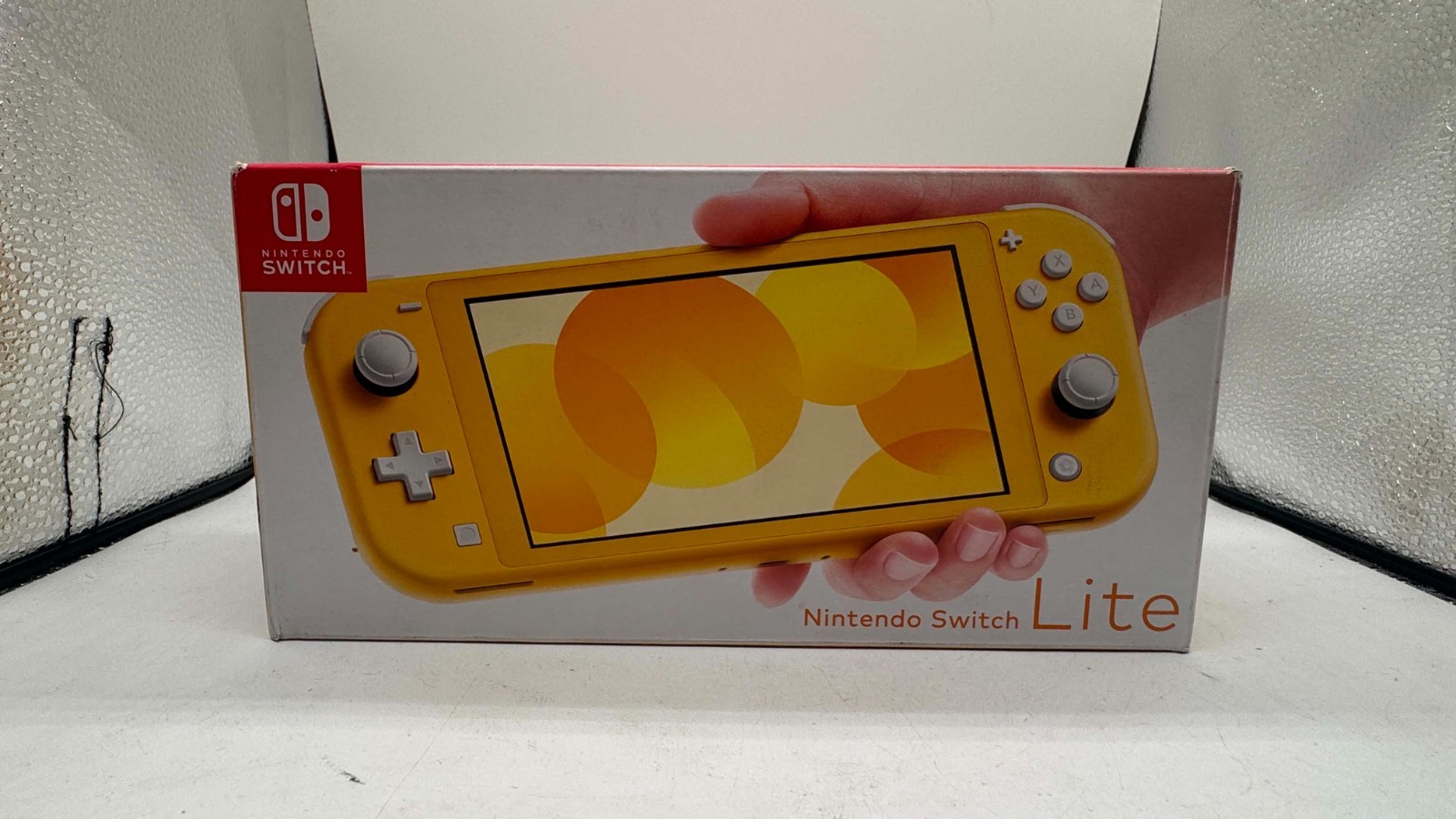 Nintendo Switch Lite 32GB Yellow packaged w/ Charger image 5