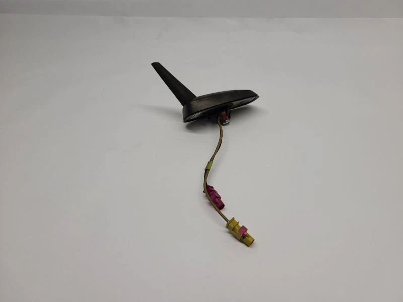 Chevrolet Impala 2006-2016 antena montada en el techo Foto 2 de 4