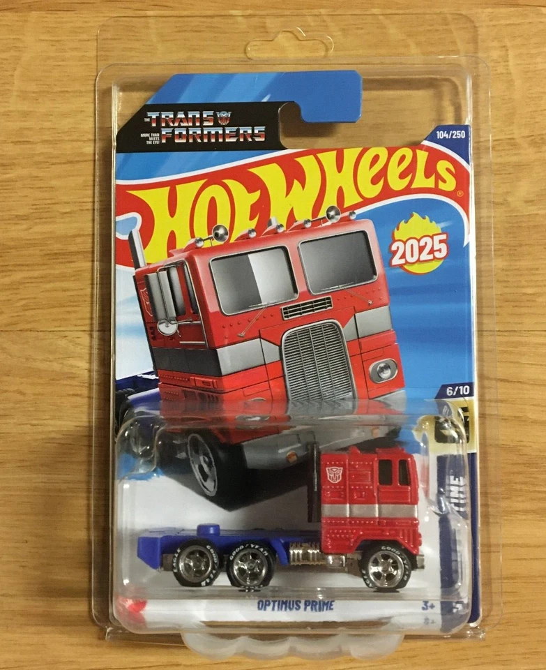 Hot Wheels 6/10 Screen Time TRANSFORMERS OPTIMUS PRIME CUSTOM Super Wheel Swap - Image 2 of 4