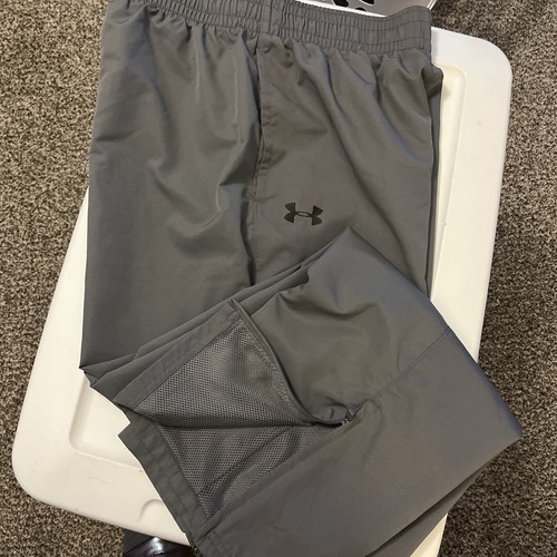 UNDER ARMOUR Mens MED LOOSE FIT 