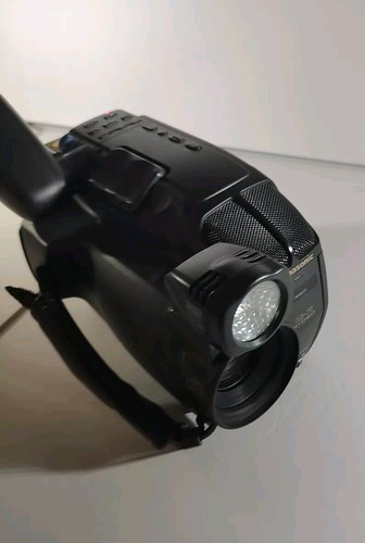 Camcorder - Panasonic X10 Palm IQ VHSC PV-IQ503 - W/ Remote - No Charger - Picture 8 of 12