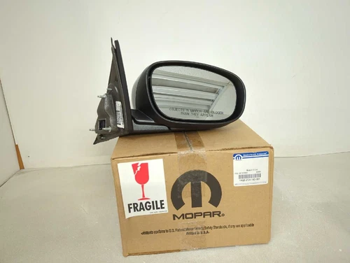 New OEM genuine Dodge Door Mirror 2006-2010 Charger Magnum 300 Silver A4 Mopar
