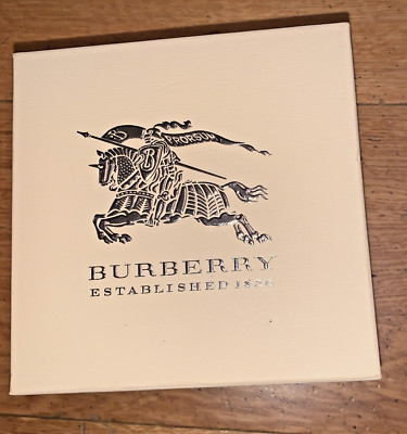 LEERE Burberry Box Silber Ritter Logo 5,75  x 5,75  x 4,5  Schmuckkästchen