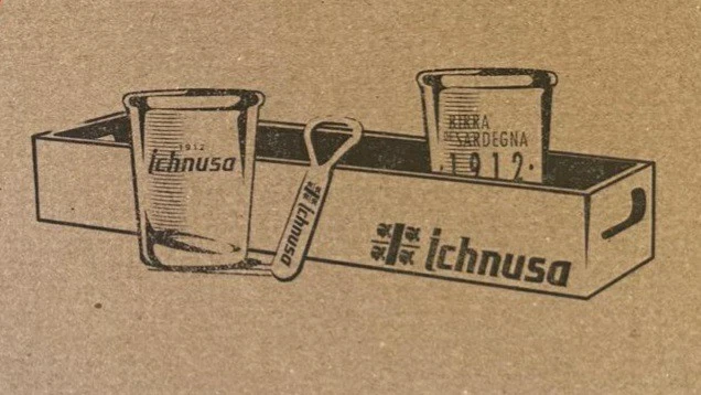 Ichnusa SET Nuovo: 2 Bicchieri, Vassoio, Apribottiglia - Immagine 2 di 4