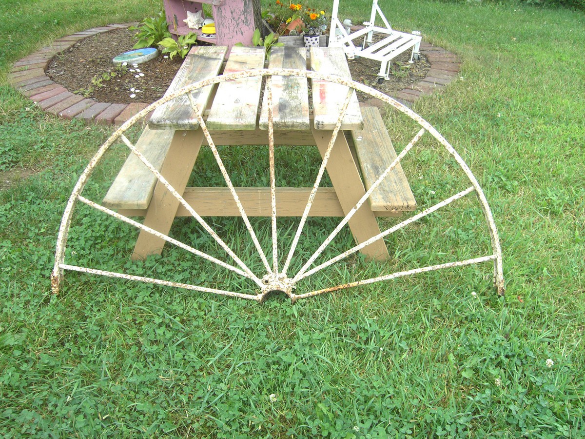 ガーデンウィール　the Farm Antique 1/2 Steel Farm Implement Wheel Steampunk Loft Art Deco