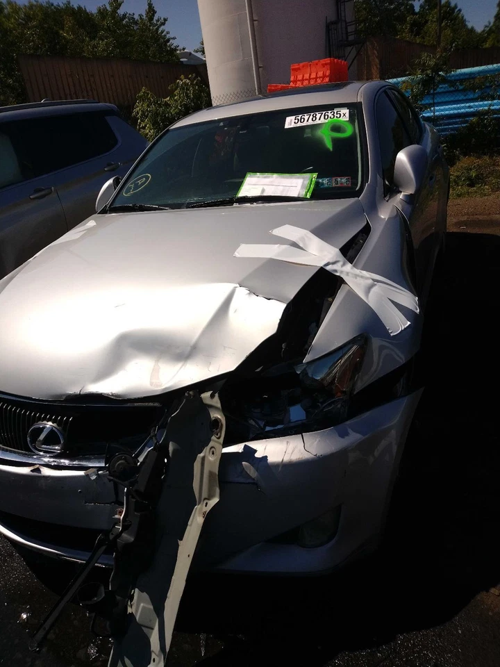 2007 Lexus IS250 Silver Rear Bumper Assembly OEM 151K Miles - Warranty Included - Imagem 4 de 4