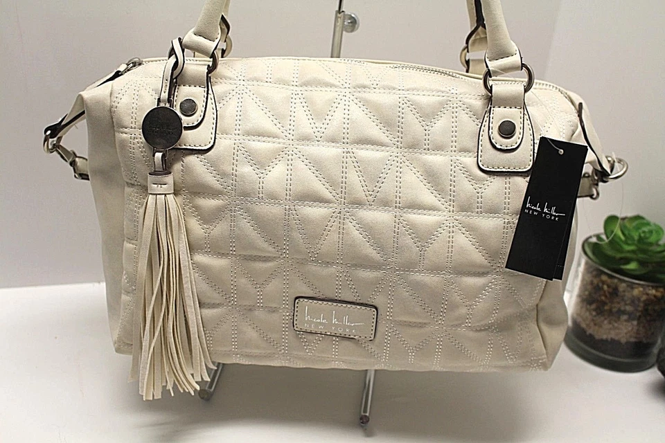 Nicole Miller 手提包 中号 挎包 单肩包 钱包 颜色 奶油 全新带标签 98 美元 — 第 2/4 张图片