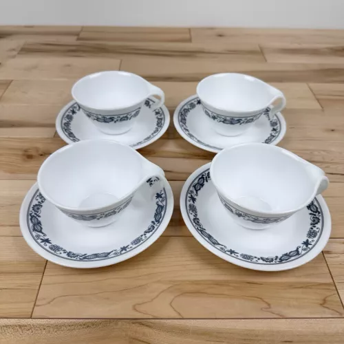 Set of 4 Corelle Old Town Blue Onion Floral Hook Coffee Tea Cups & Saucers 6 oz