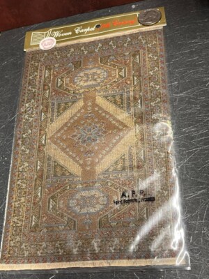 Dollhouse Miniature Vintage Floor Rug L 1:12 scale 5-3/4 X 9 F160 Dollys Gallery