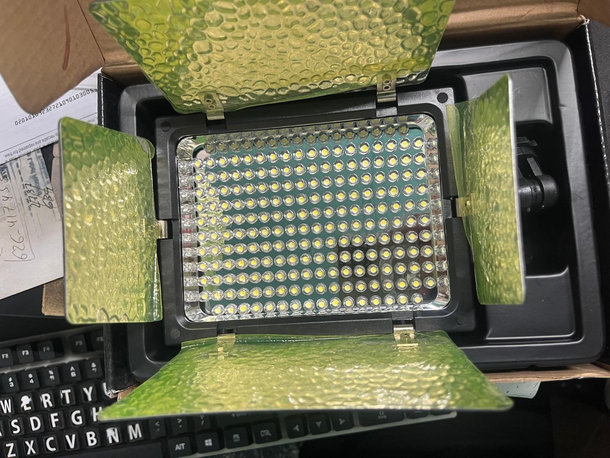 JVC GY-HC550E Professional Video Camera - Foto 11