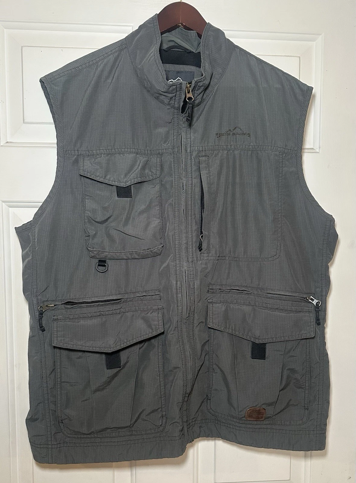 Eddie Bauer Vest Mens XL Green Travex Utility Ripstop Multi Pocket Zip Front