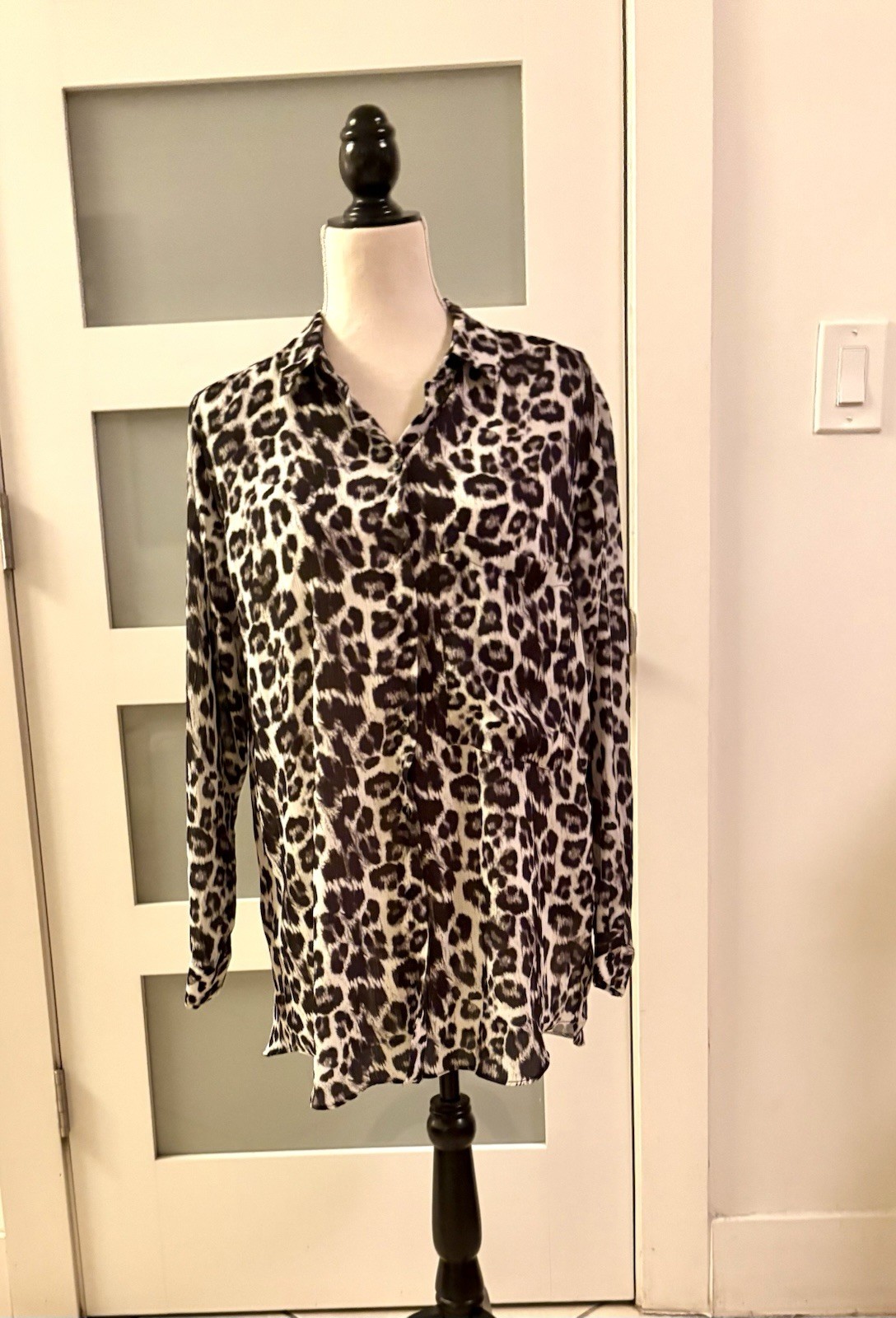 ZARA Leopard Print Collared Button Long Sleeve Bl… - image 1