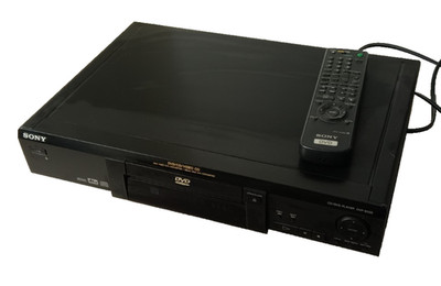 Vintage Sony DVP-S330 DVD/CD Player 10 bit Video DA Converter with