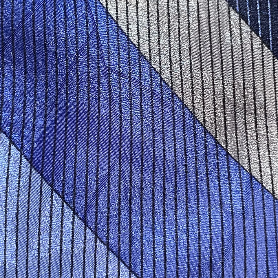 Vitaliano Pancaldi шелковый галстук Италии синий серый полоски геометрический Artsy заявление 4 x 6 - Изображение 2 из 4