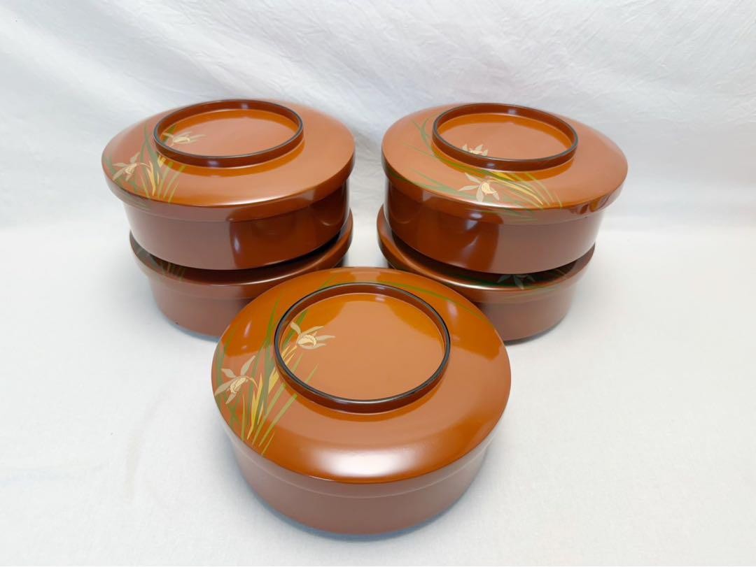 Juego de 5 cuencos de laca de Japón rojo con Orchid Maki-e Tempura versátil