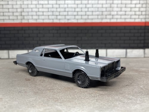 Coche Derby de Demolición Lincoln Mark VI Impreso en 3D Escala 1/64 para Diorama Diecast - Imagen 12 de 17
