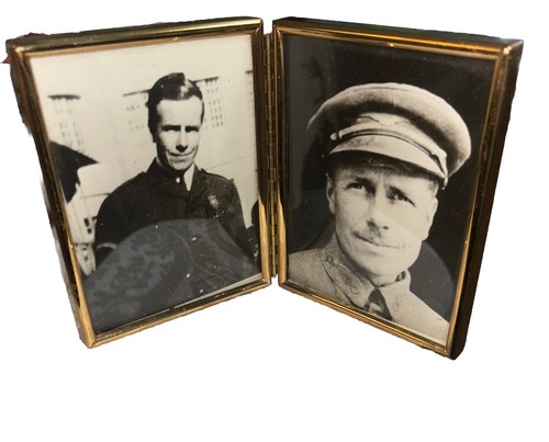 VINTAGE Brass Doubled Frame Folded Hinged Frame Military With Convex Glass-EE