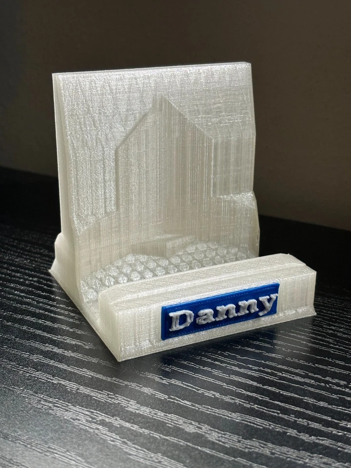 Handmade 3D Printed Laptop Stand Custom with your name - Image 4 of 4