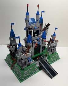 10176 Lego Knight's Kingdom Royal Castle, Complete w/ Box, Instructions, 2006