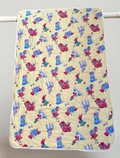 Vintage 60  s Yellow Baby Quilt Farm Animals Infant Toddler Bedding 50 x 33