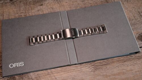 Oris 22mm Titanium Bracelet Ref 07 8 22 05 - Picture 1 of 2