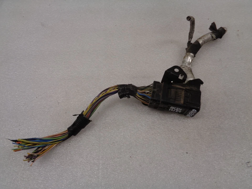 2009 Ford Econoline E450 Main Wire Connector OEM AK2412124 - Image 2 of 4