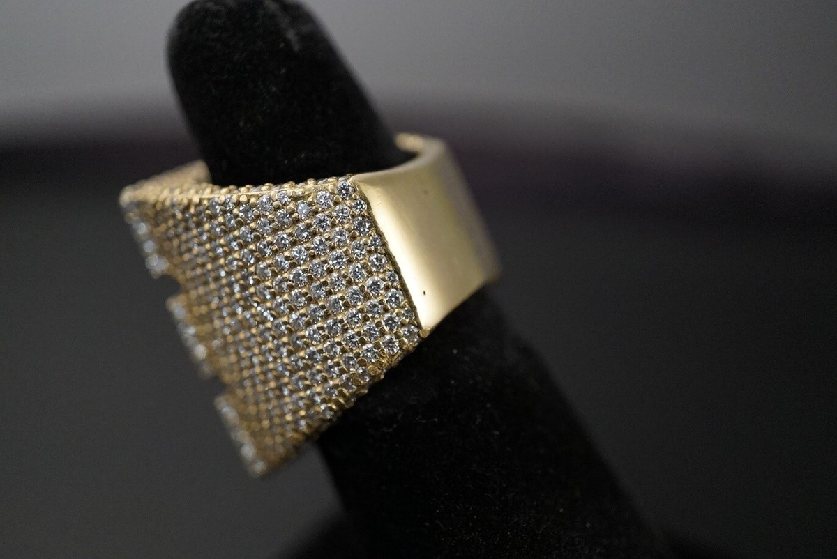 14k Yellow Gold Diamond Initial "E" Ring Avianne View 6