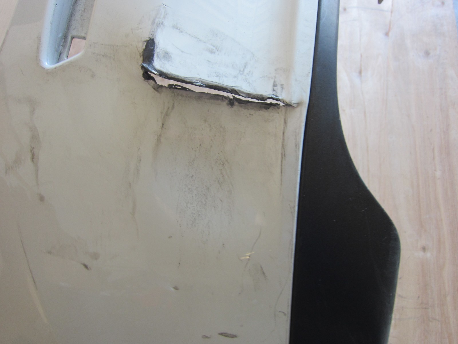 Maserati Ghibli OEM Rear Bumper Cover.White. Part# 673004365, 2014-17
