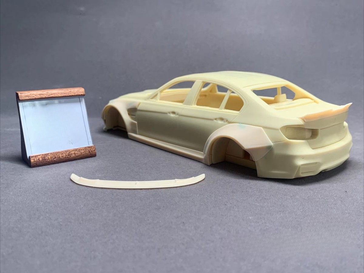 BMW M3ボディ 1/18 Werk83 BMW M3 (E36) GTR Plain Body Version (White) Car Model