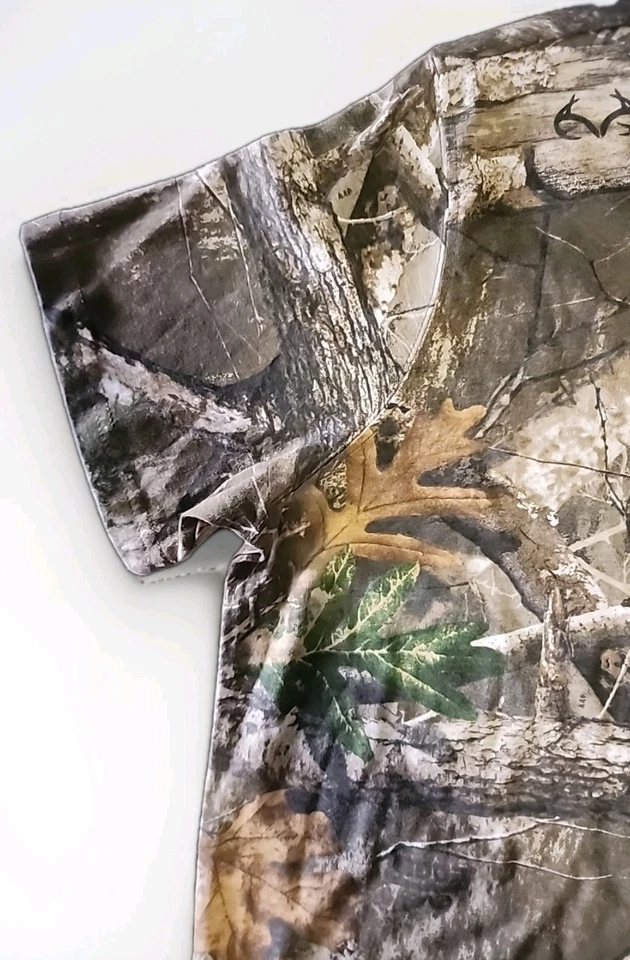 Magellan Outdoors Hunt Gear Realtree Camo Youth XL T-Shirt NWT Cotton - Image 4 of 4