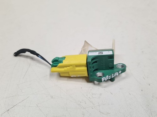 Volkswagen PASSAT B6 2007 Airbagsensor Crashsensor Drucksensor VLU12018
