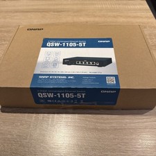 QNAP QSW-1105-5T 2.5GbE Switch | 5-Port | Lüfterlos | OVP | Top Zustand