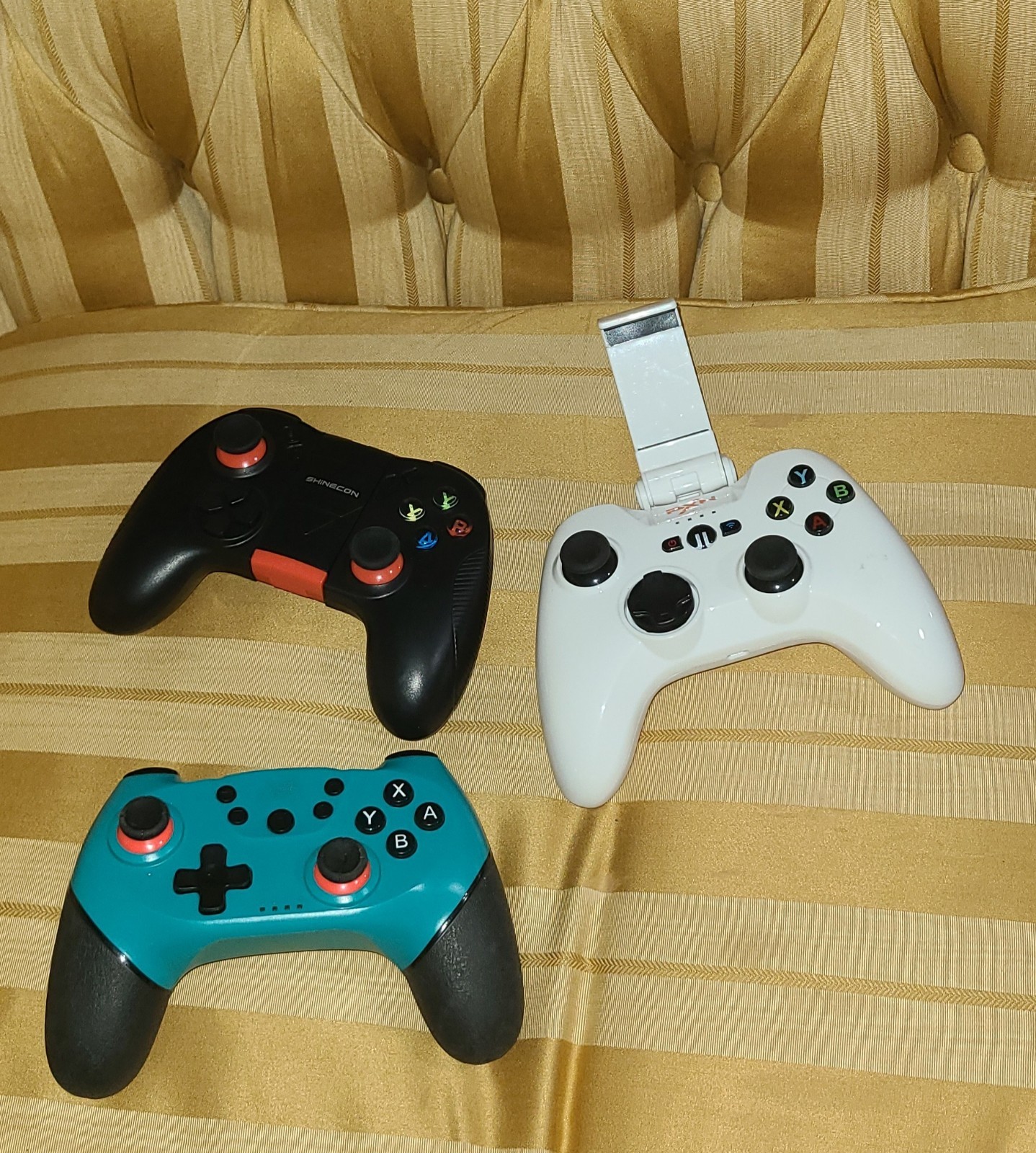 Lot Of 3 Untested 3rd Party Nintendo Switch PXN MFi Shinecon Gaming Controllers