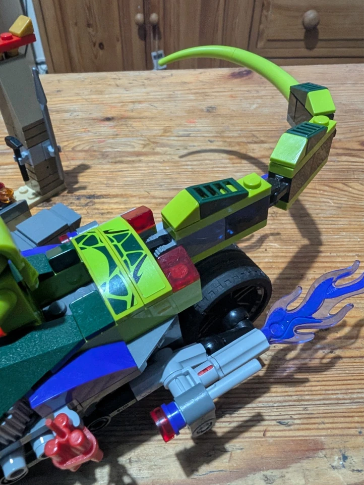 LEGO Ninjago 9447 Lasha's Bite Cycle, photo 3 of 5
