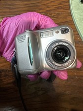 Nikon COOLPIX 4300 4.0MP Digital Camera  | TESTED