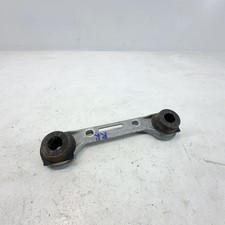 2021-2025 BUICK ENVISION REAR RIGHT SIDE EXHAUST MUFFLER INSULATOR BRACKET OEM