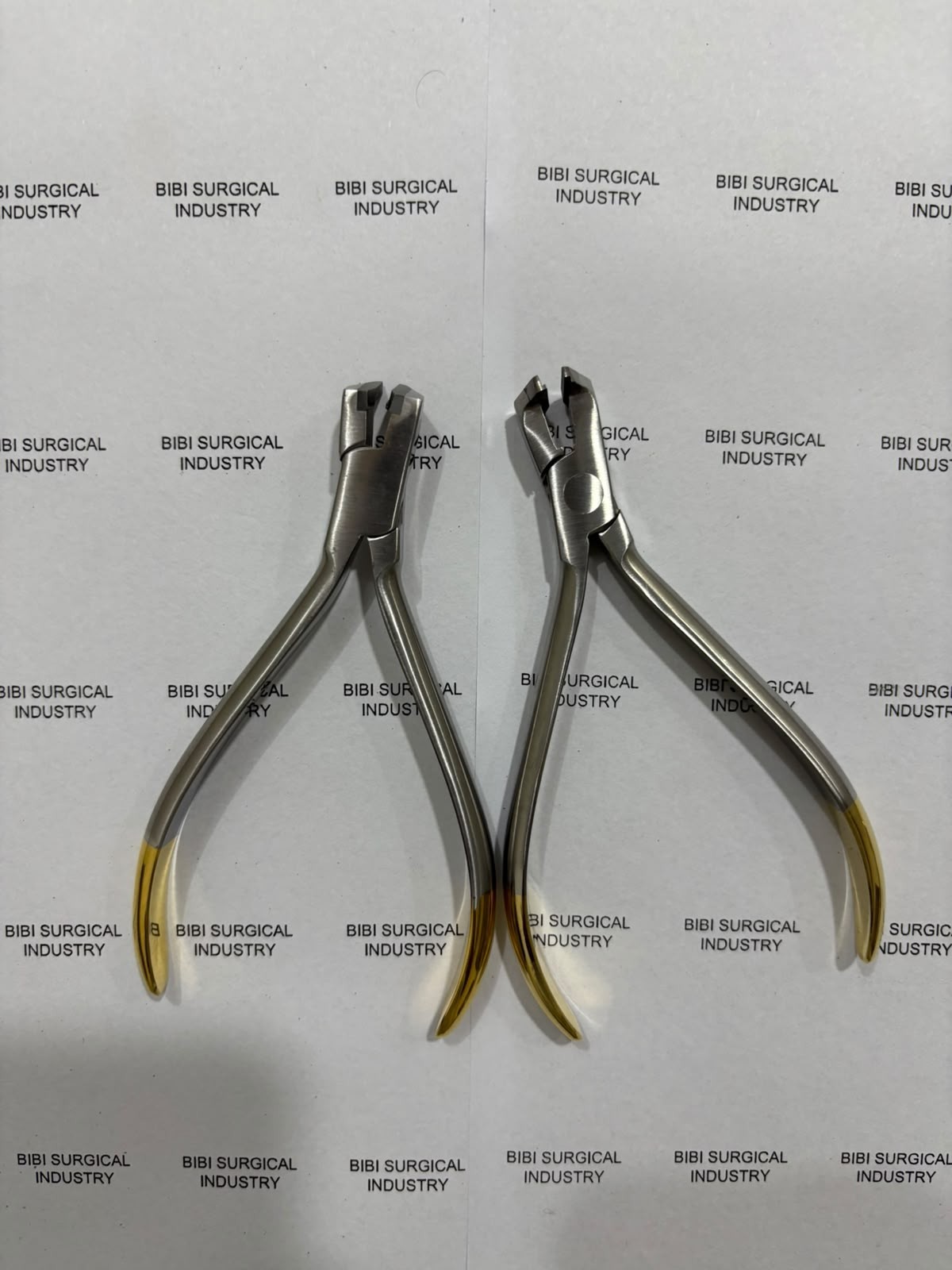 Hu-Friedy 678-101 Universal Cut and Hold Distal Distal End Cutter Lot of 2