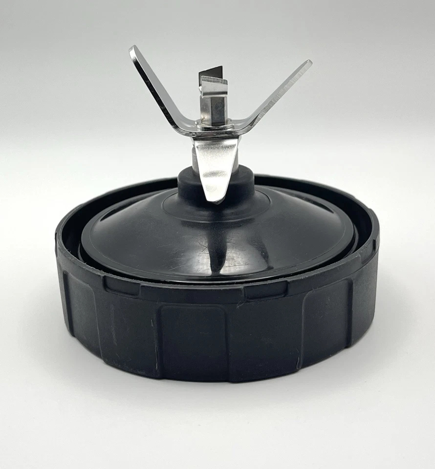 Ninja Nutri 24 盎司和 18 盎司搅拌杯、啜饮盖和刀片组件 — 第 2/4 张图片