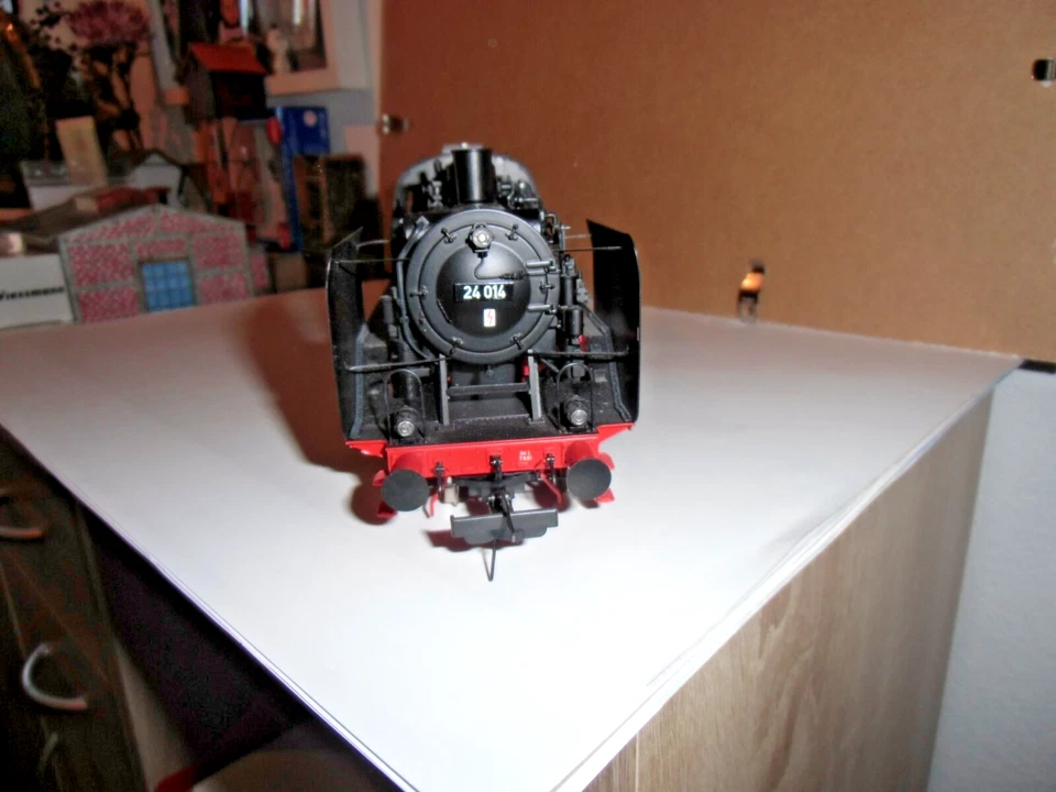 Lenz Art.Nr. 40240 BR 24 "Steppenpferd" DB Epoche 3  Betr.Nr. 24 014 ;Spur 0;OVP - Bild 3 von 4