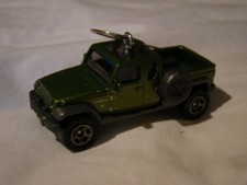 2017 Jeep Gladiator Pickup Truck Custom green Christmas tree ornament hanger