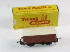 VINTAGE TRI-ANG RAILWAYS TT Gauge Fruit Van T.79 Boxed 1960s