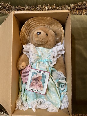 Very rare Bearly People “Lily Of The Valley VB 560 Victorian Plush