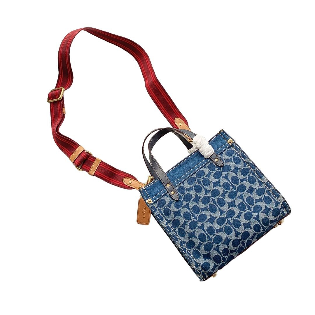 COACH Field Tote 22 Signature Denim 2way Bag Shoulder Bag