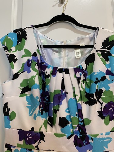 Emma & Michele Spring Dress White Blue Green Purple Print Size 12 Pre-owned - Picture 3 of 4