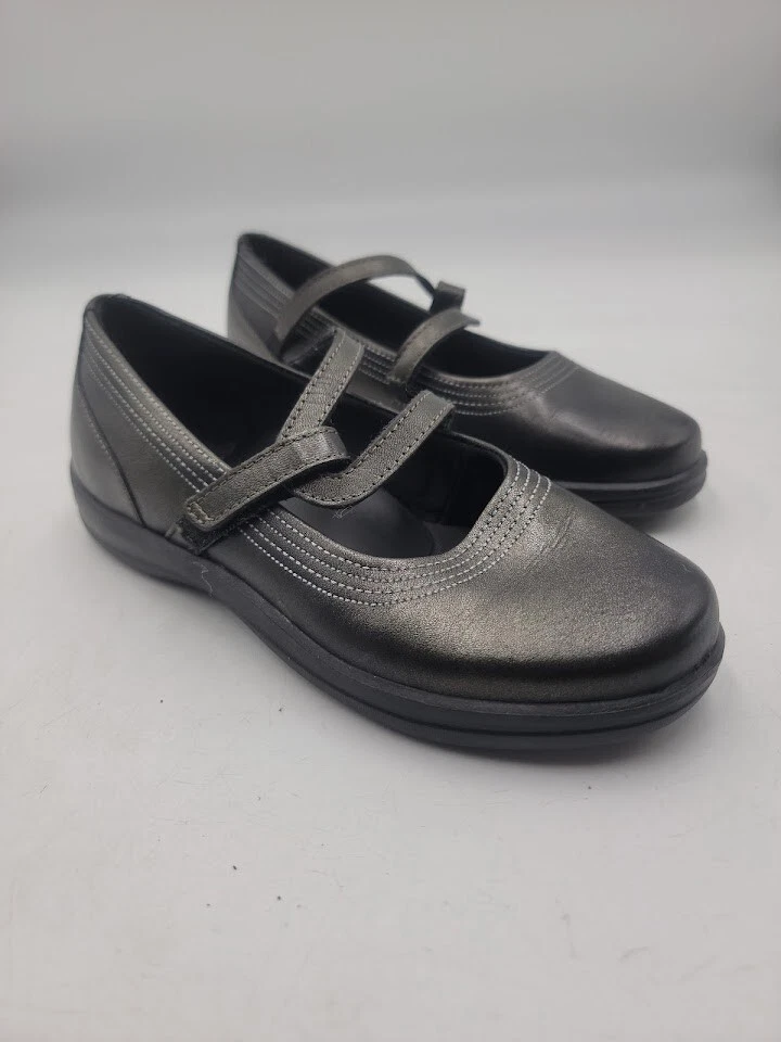 Zapatos para mujer Apex talla 6M Janice Pewter Mary Jane planos cómodos grises metálicos Foto 2 de 4