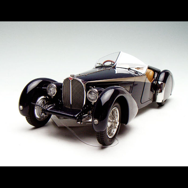 CMC ブガッティ Typ 57 SC 1/18スケール車 Amazon | CMC 1/18 Bugatti Typ 57SC Atlantic Coupe Chassis-Nr