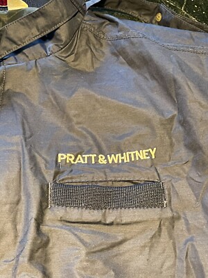 Vtg Pratt Whitney Aircraft Aviation Engines USA Made Bomber Jacket