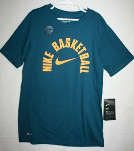 boys orange nike shirt
